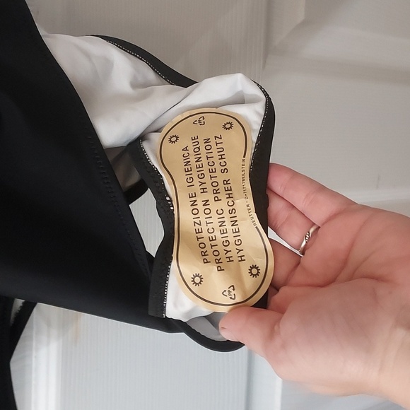 Bathing Suit. Women's LG - Picture 4 of 5